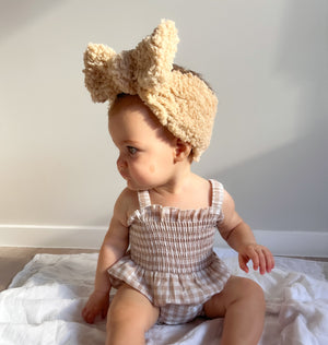 Fluffy Bow - Hazelnut